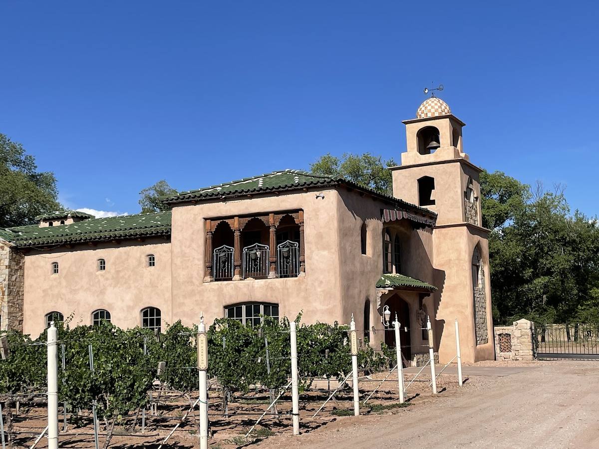 Vineyard estate in Los Ranchos de Albuquerque